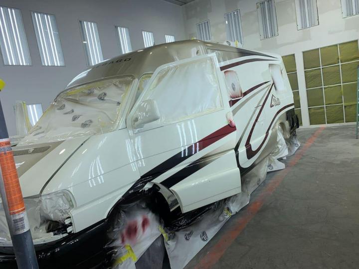 Réparation de toiture pour véhicules récréatifs Granby